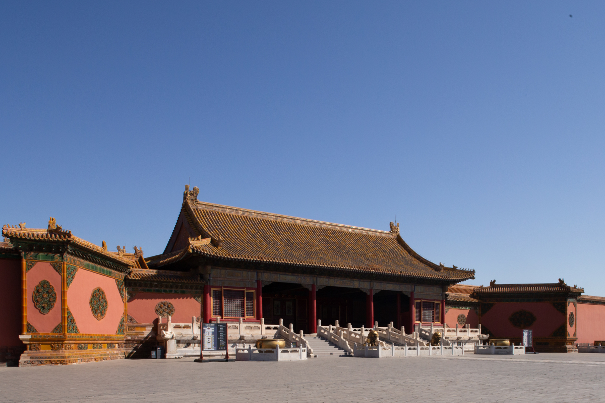 【乾清门】时代:明永乐分类:门区域:内廷中路乾清门为紫禁城内廷的