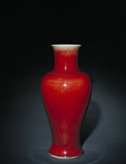 郎窑红釉观音瓶