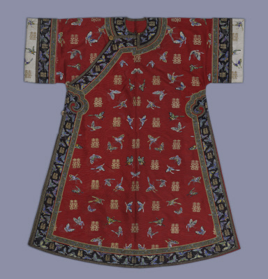 红纳纱百蝶金双喜单氅衣