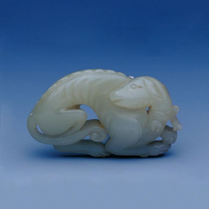 白玉卧犬
